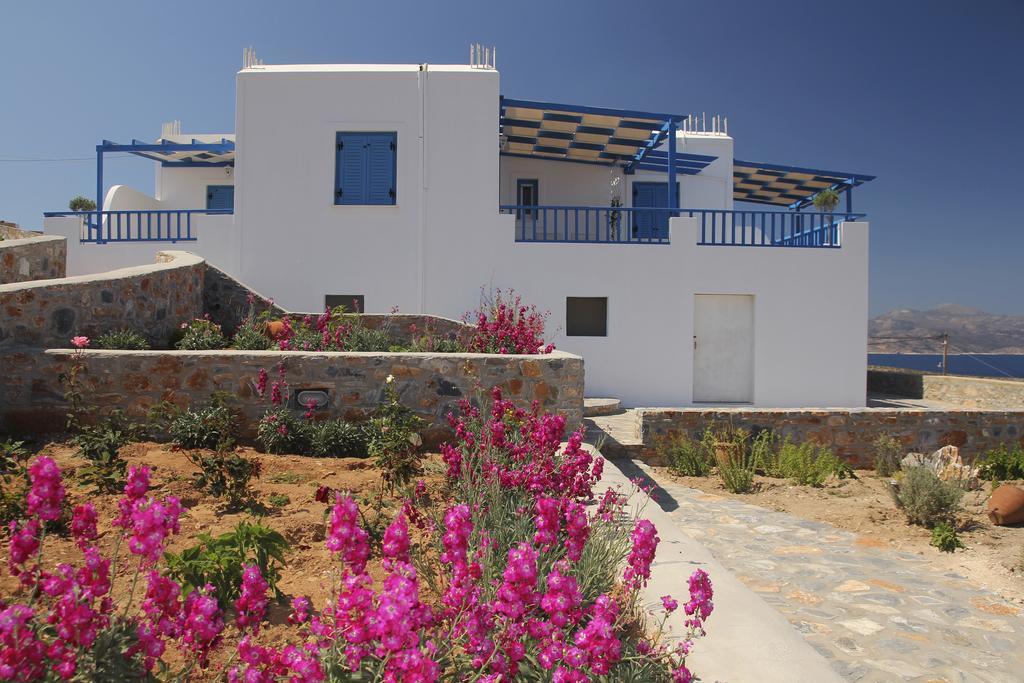 Отель Meltemi Retreat Ираклия Экстерьер фото